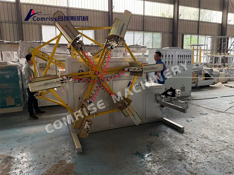 Тестирање на машината за цевки од HDPE 1/2 инчи-2 инчи Работи, клиентот е задоволен